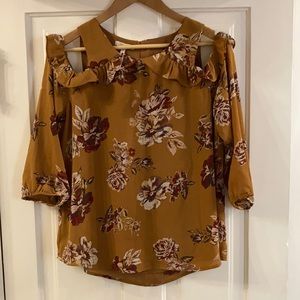 Pretty mustard and floral top